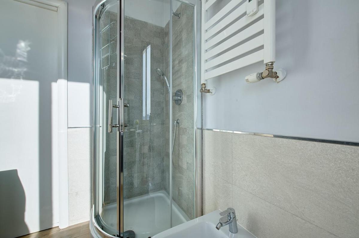 Luxury View On St Peter Basilica Apartment Rom